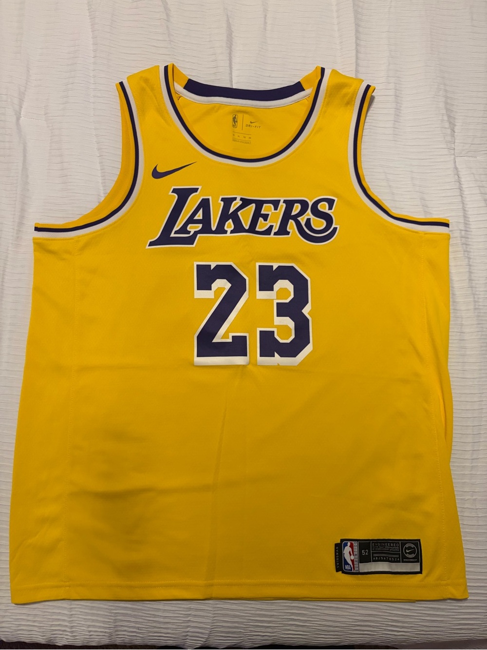 Nike Los Angeles Lakers Yellow #23 LeBron James Basketball Jersey size XL